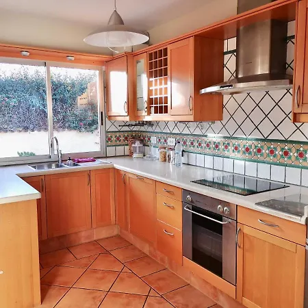 Wolf House Vakantiehuis *